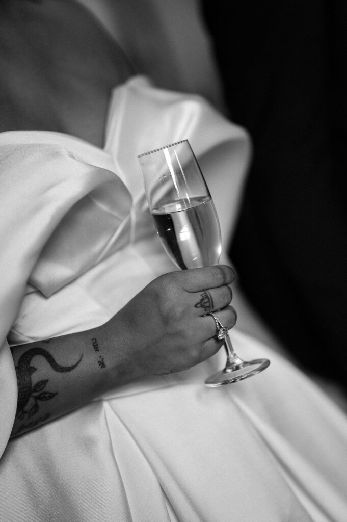 Kiss, wedding, love, dress, marriage, bride and groom by Anna Kuipers Fotografie