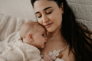 Newborn & mother Anna Kuipers Fotografie